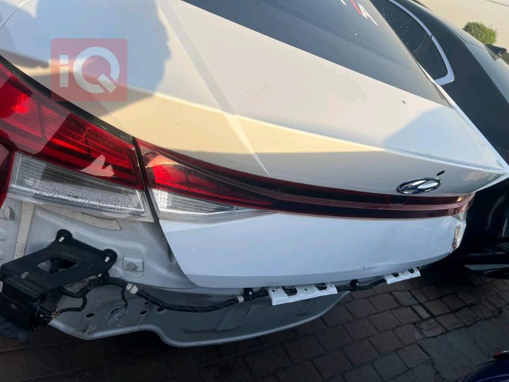 هیوندای ئەلەنترا